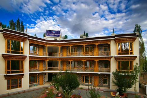 Hotel Lhalingkha レー エクステリア 写真